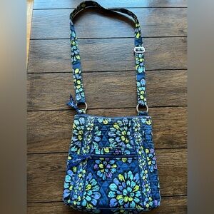 Vera Bradley Hipster Crossbody bag Indigo Pop pattern